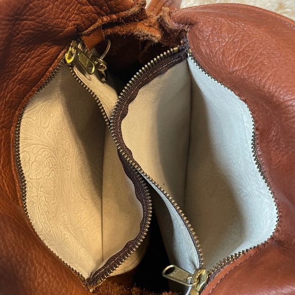 Beautiful brown leather shoulder bag - no label - - Picture 9 of 10